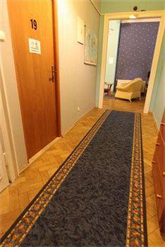 Old Town Luxe Retreat - King Bed - Steps To Main Square Appartement Krakau