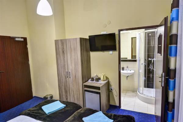 Old Town Luxe Retreat - King Bed - Steps To Main Square * Krakau
